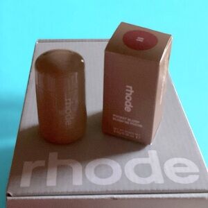 Authentic RHODE Pocket Blush - Date Cake